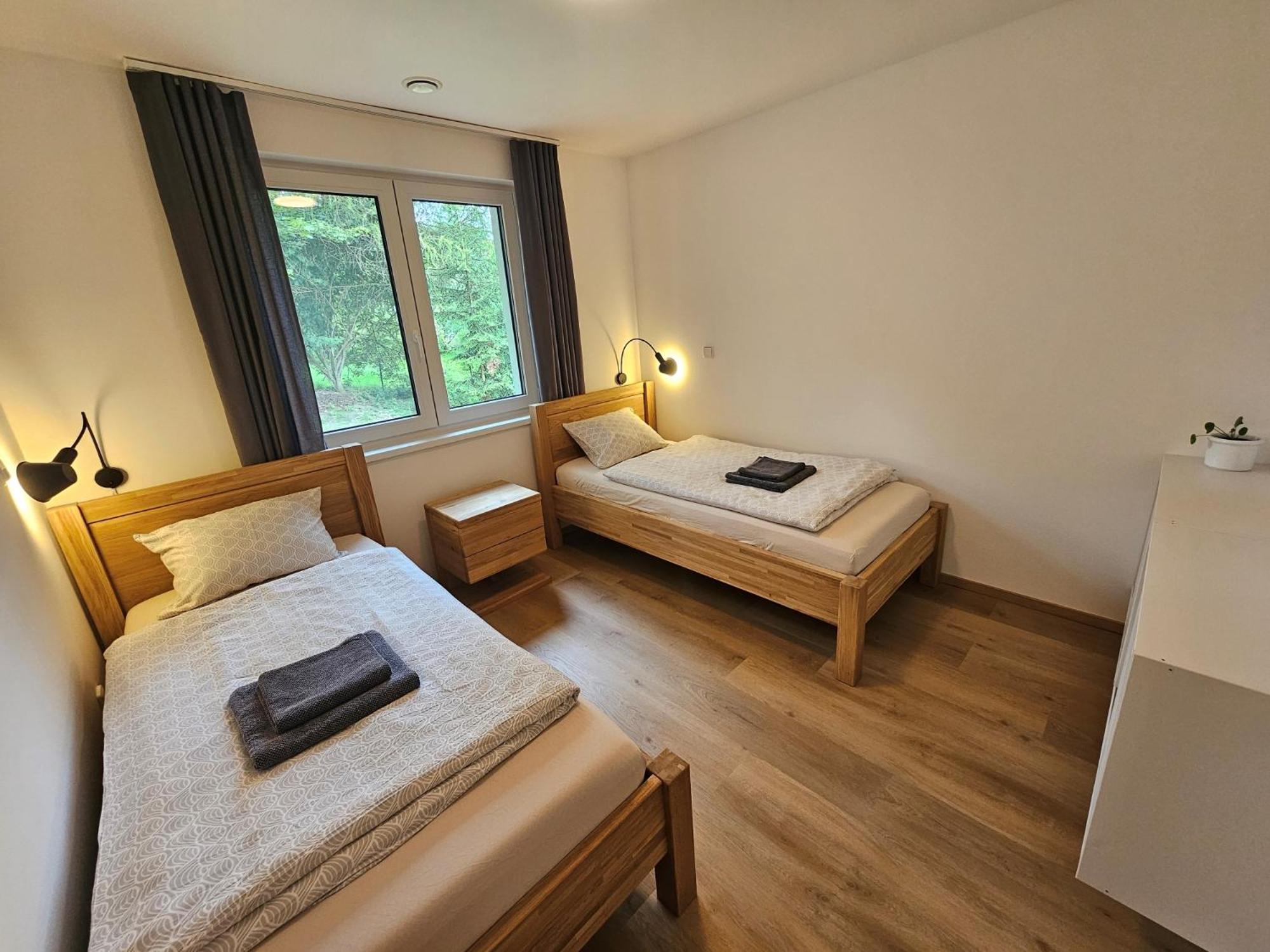 Apartman V Tichu Teplice nad Metuji Exterior photo